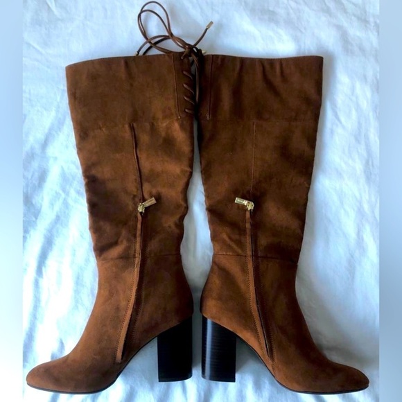 Kenneth Cole Reaction Shoes - Hot Deal💰 NWOT Kenneth Cole Corrie Lace Women’s Boots. Never Worn. Size 8